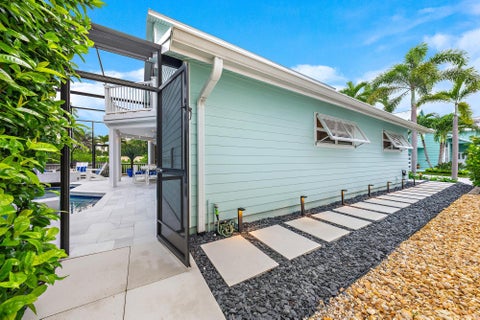 Tiny photo for 604 Xanadu Place, Jupiter, FL 33477 (MLS # B26090370)