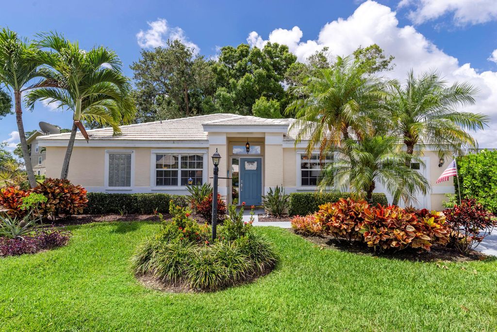 Photo of 9210 SE Wild Pine Place, Jupiter, FL 33469 (MLS # R10982815)