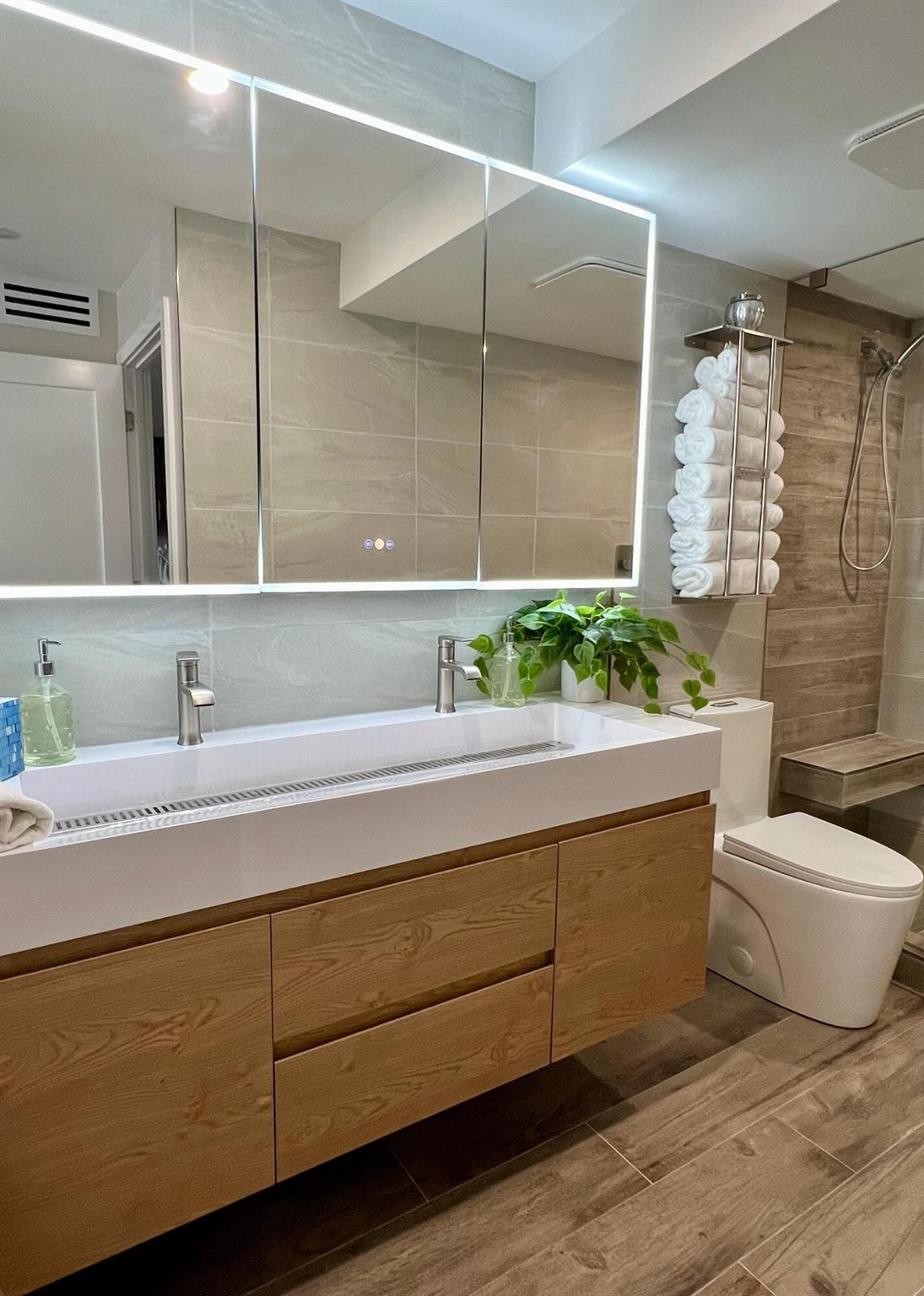 LE CHATEAU ROYAL CONDO - Residential Lease