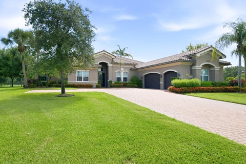 Tiny photo for 7918 Arbor Crest Way, West Palm Beach, FL 33412 (MLS # B26054534)