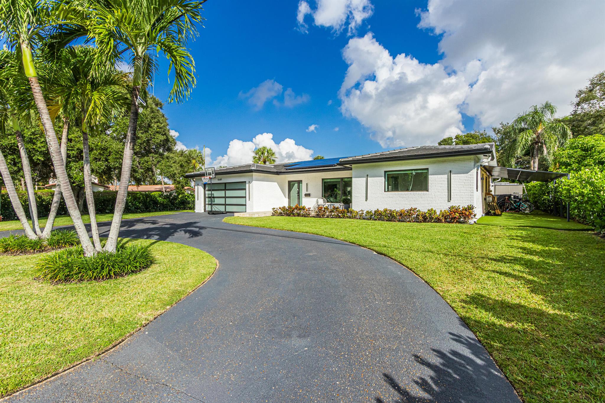View photos, virtual tours, details... 1049 W Palmetto Park Road S
