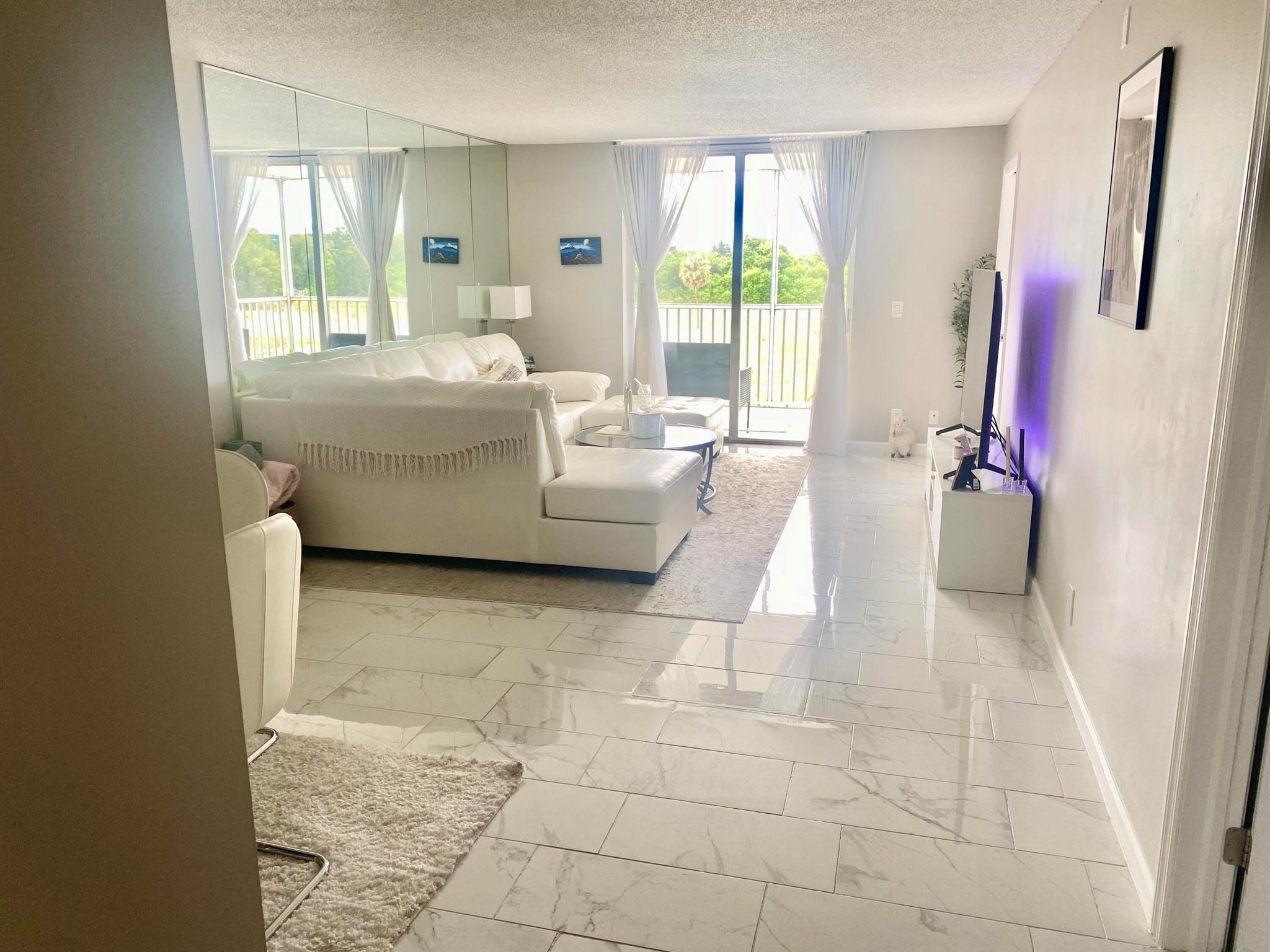 BOCA TEECA CONDO 3 - Residential