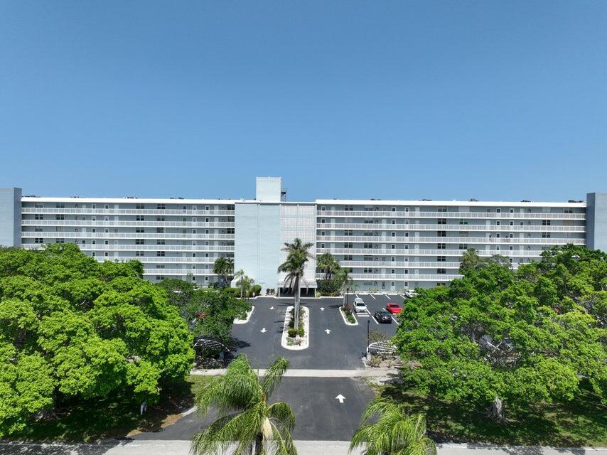 View photos, virtual tours, details... 5500 NW 2nd Avenue 418