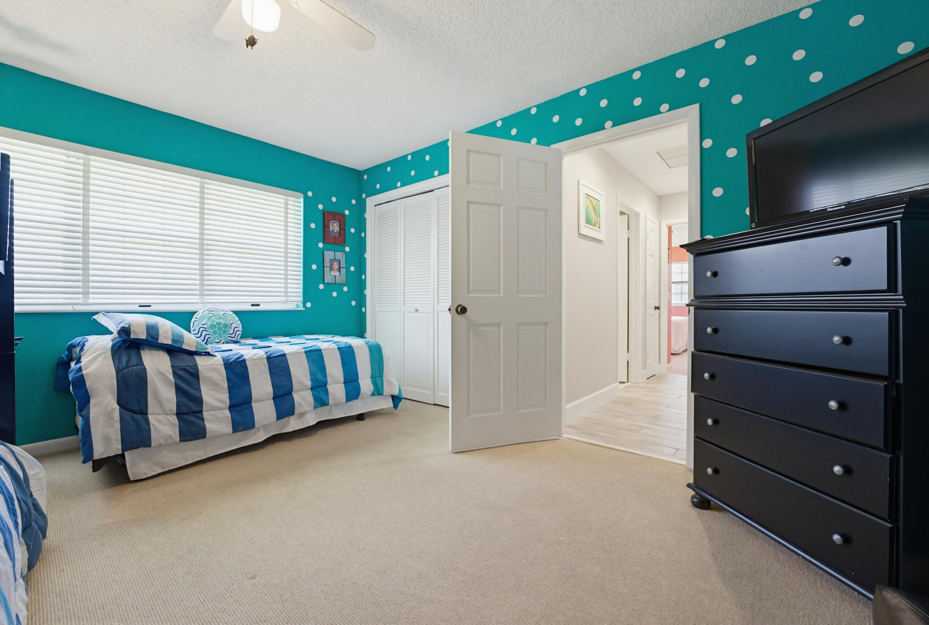 YACHT & COUNTRY CLUB OF STUART - Residential