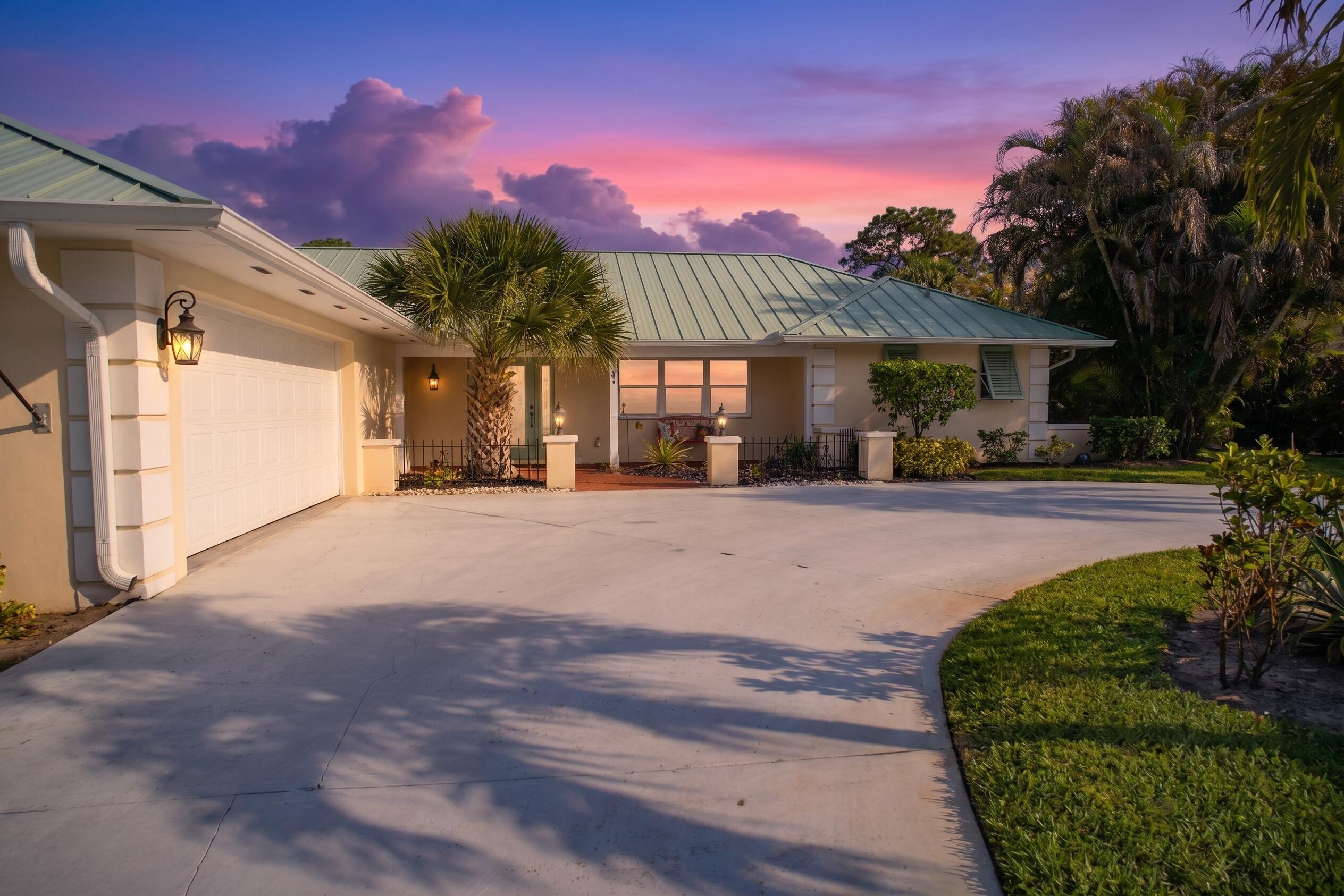 YACHT & COUNTRY CLUB OF STUART - Residential