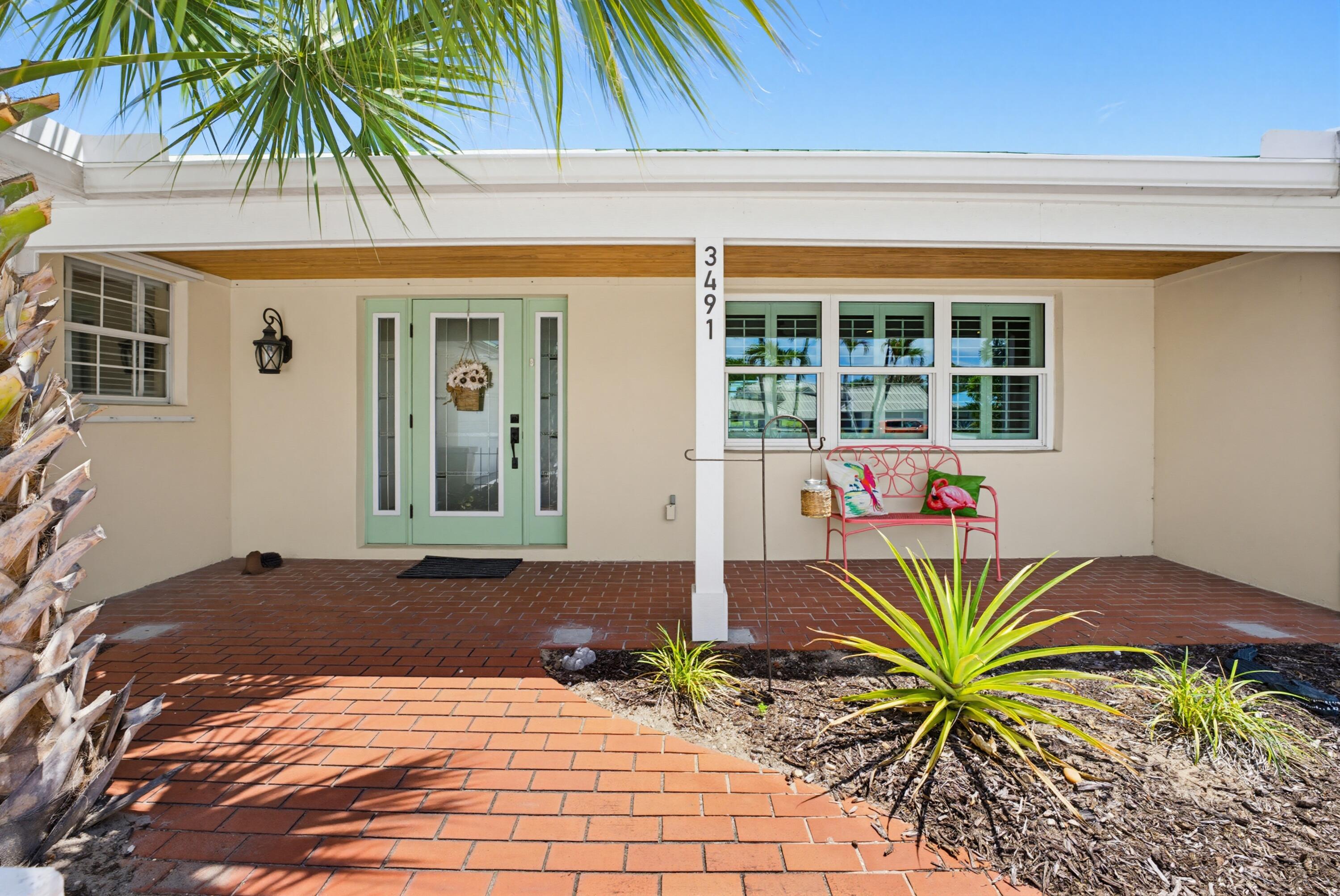 3491 SE Clubhouse Place