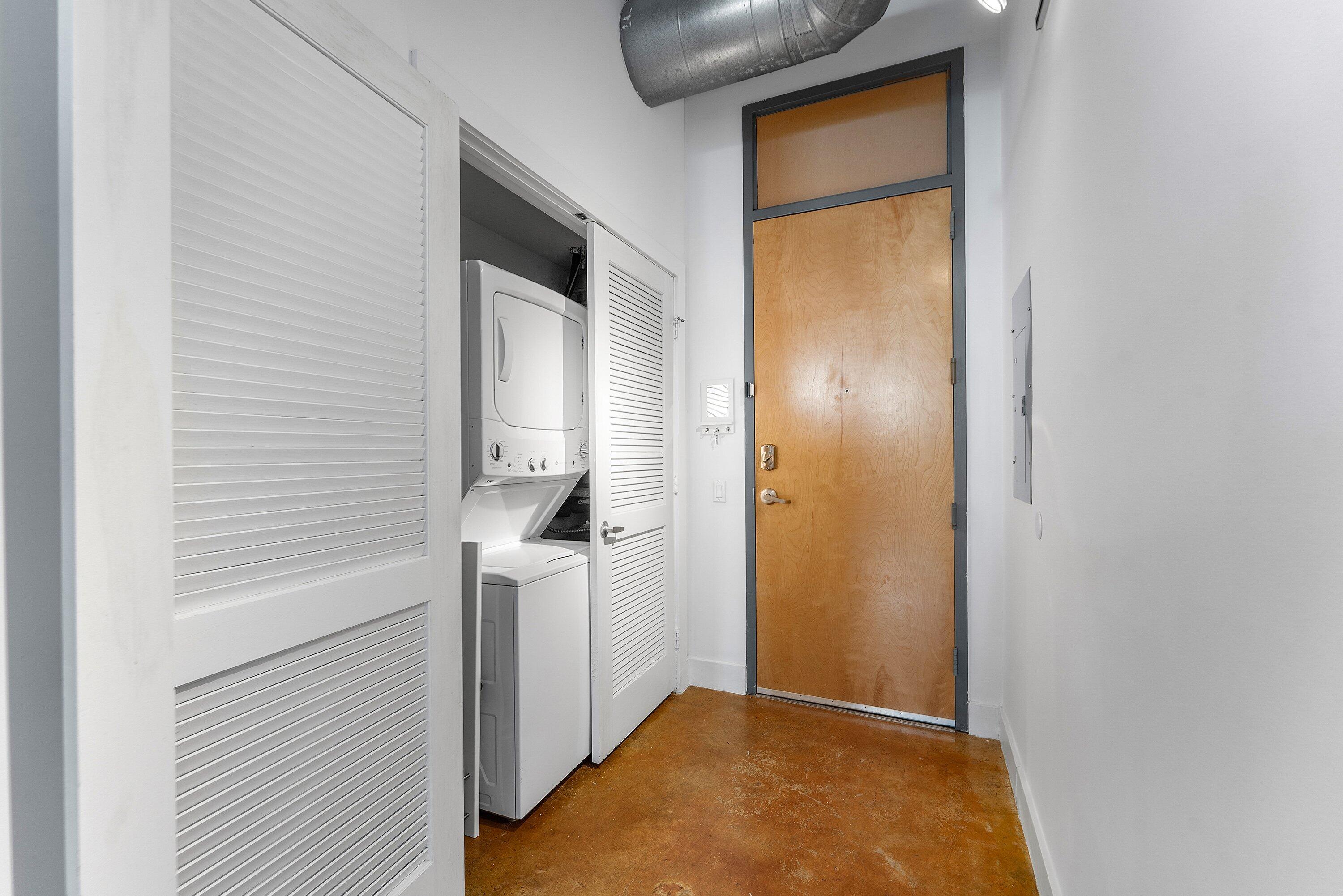 180 NE 4TH Avenue 406
