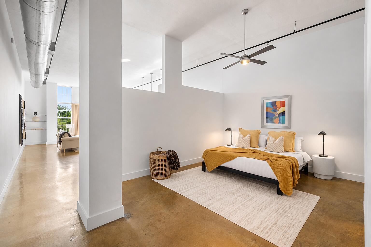180 NE 4TH Avenue 406