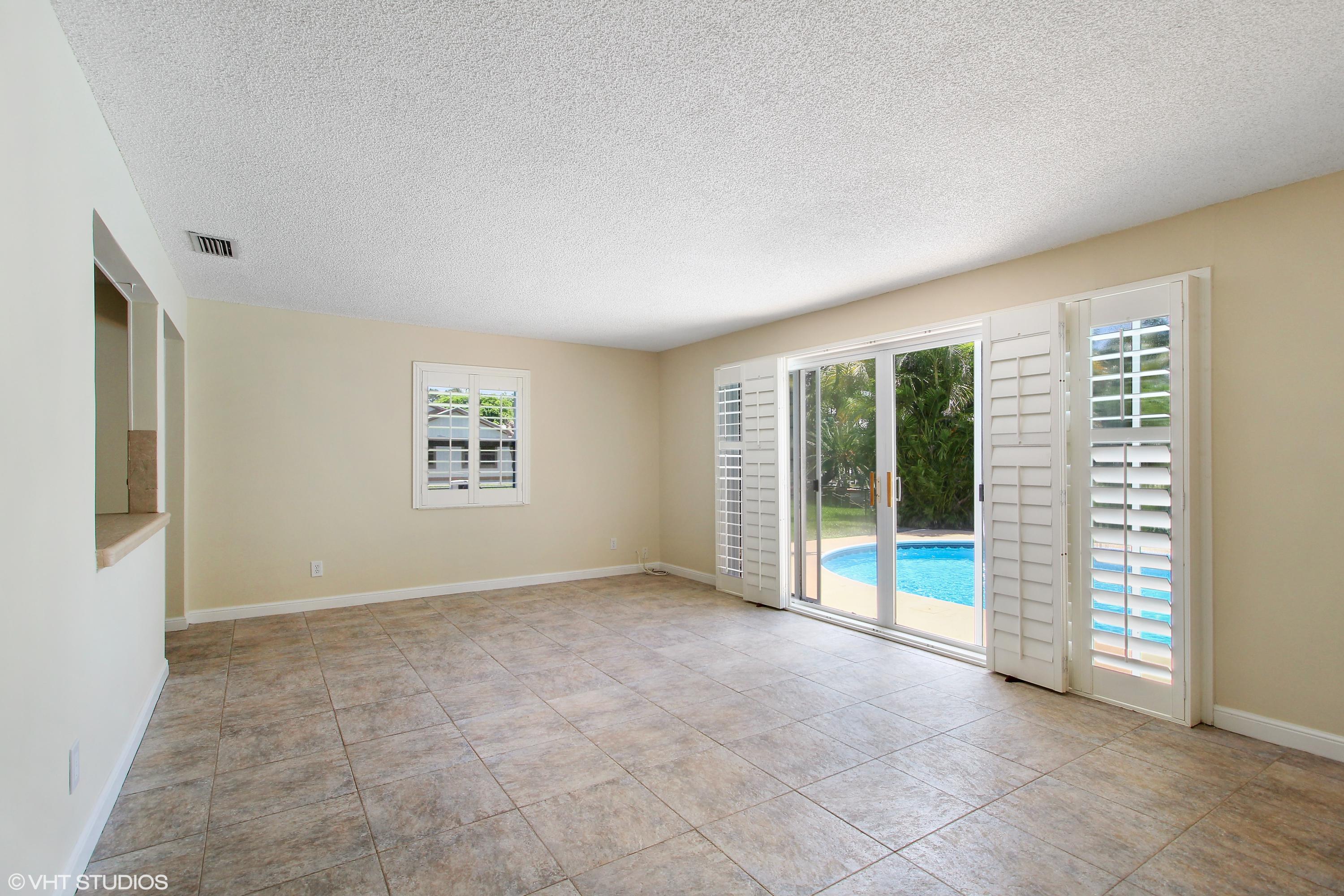 RUSTIC HILLS - Residential