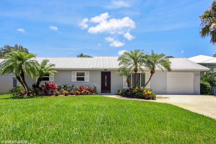 This Key West style POOL home with Ocean Access is a must see!  3 Bed/2 Bath ideal split floor plan; huge kitchen; tile and new carpet; plantation shutters; and attached garage. New AC, new drain field, pool deck recently resealed, new water system, new pool pump, new water heater. Enjoy the peaceful water views from your private dock. Low HOA's in charming Rustic Hills community.  
Bring your boat - this home is move-in ready!