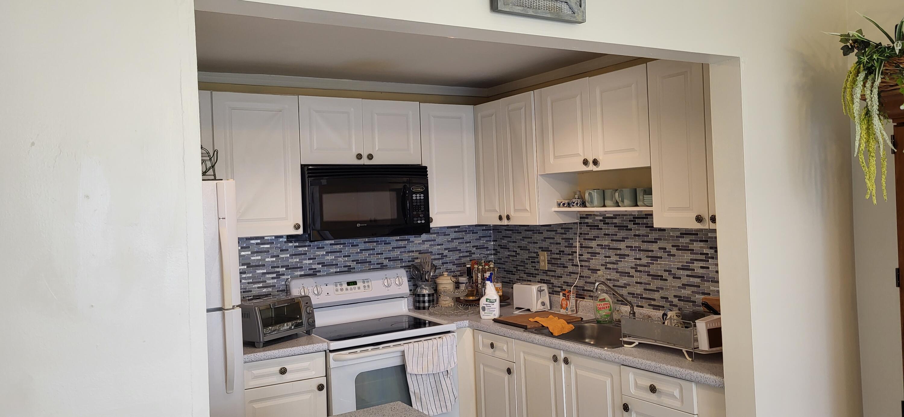 KINGS POINT FLANDERS CONDOS - Residential Lease