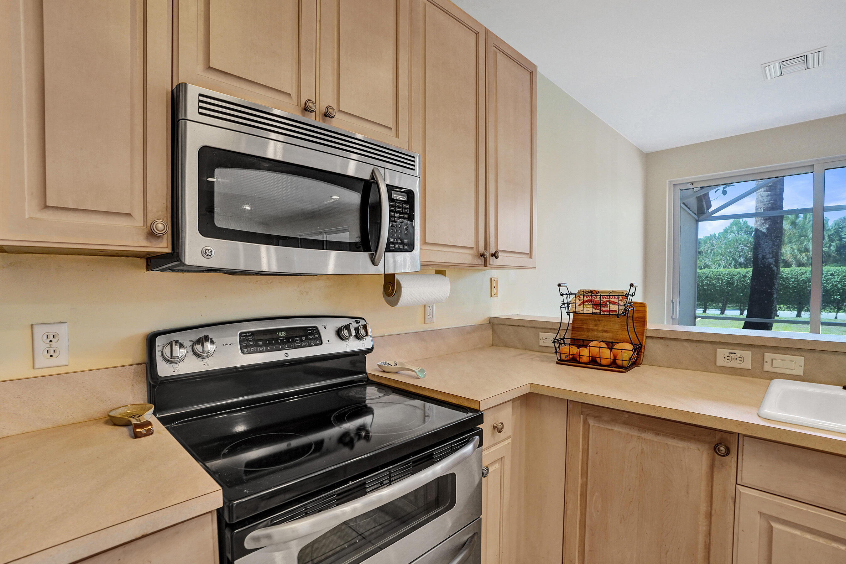 BRAMALEA UNICORP BOCA RATON - Residential