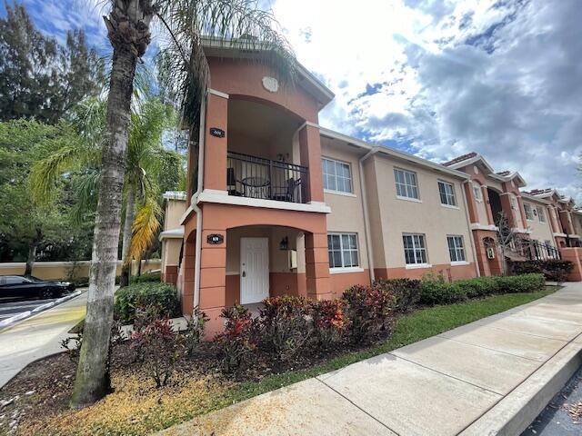 COVE AT BRIAR BAY CONDO - Residential Lease