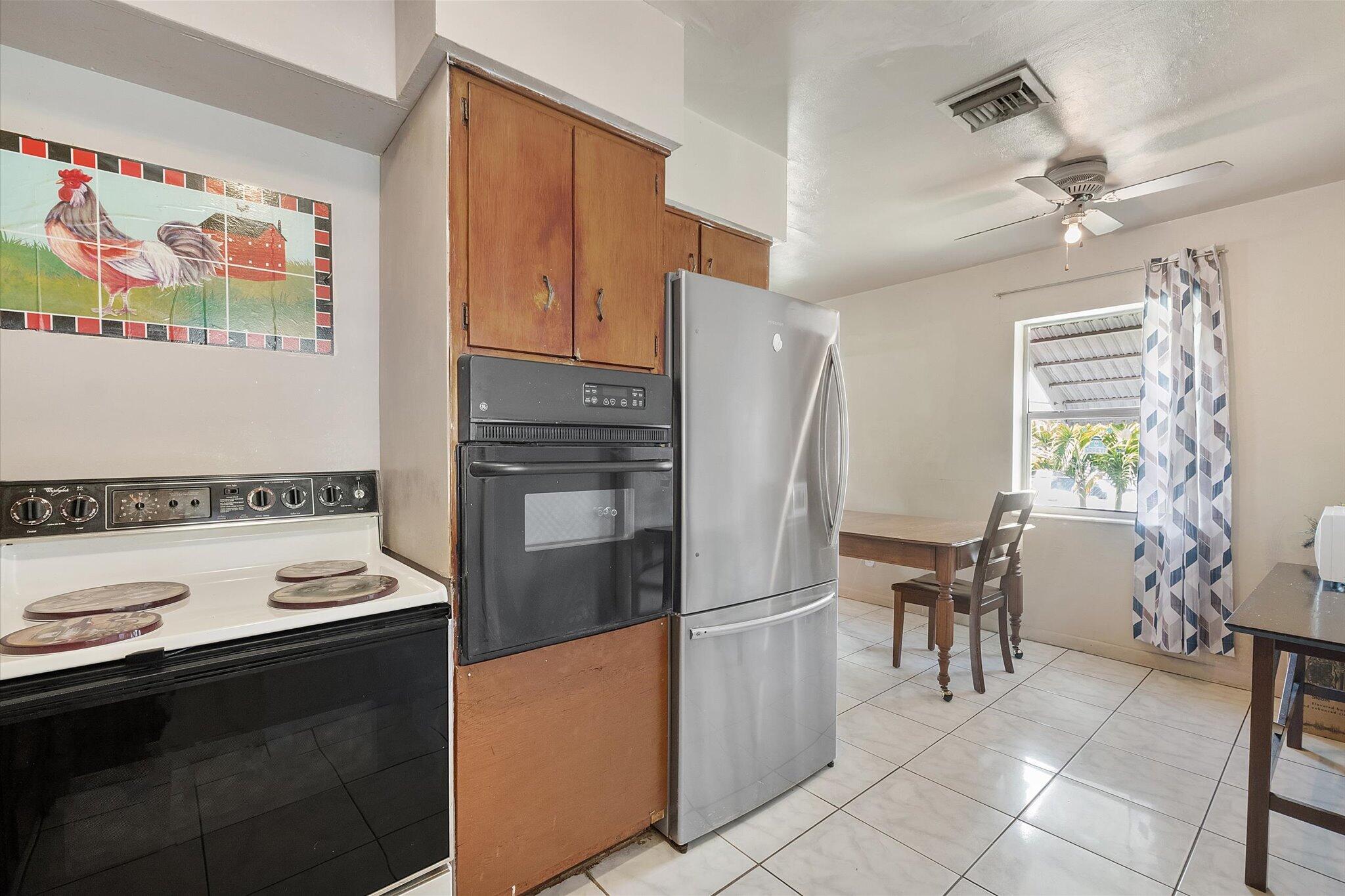 PARK PLAZA - Residential