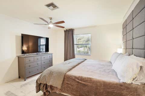 Tiny photo for 1141 Calamondin Terrace #202, Delray Beach, FL 33445 (MLS # B26054620)