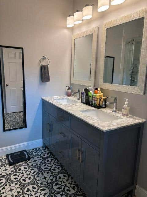 Tiny photo for 1560 NE 32nd Street, Oakland Park, FL 33334 (MLS # B26051534)