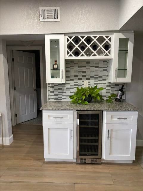 Tiny photo for 1560 NE 32nd Street, Oakland Park, FL 33334 (MLS # B26051534)