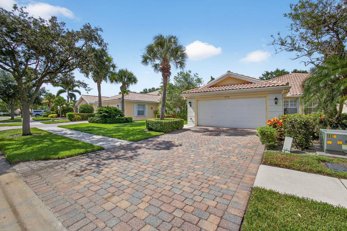 3406 SE Glacier Terrace