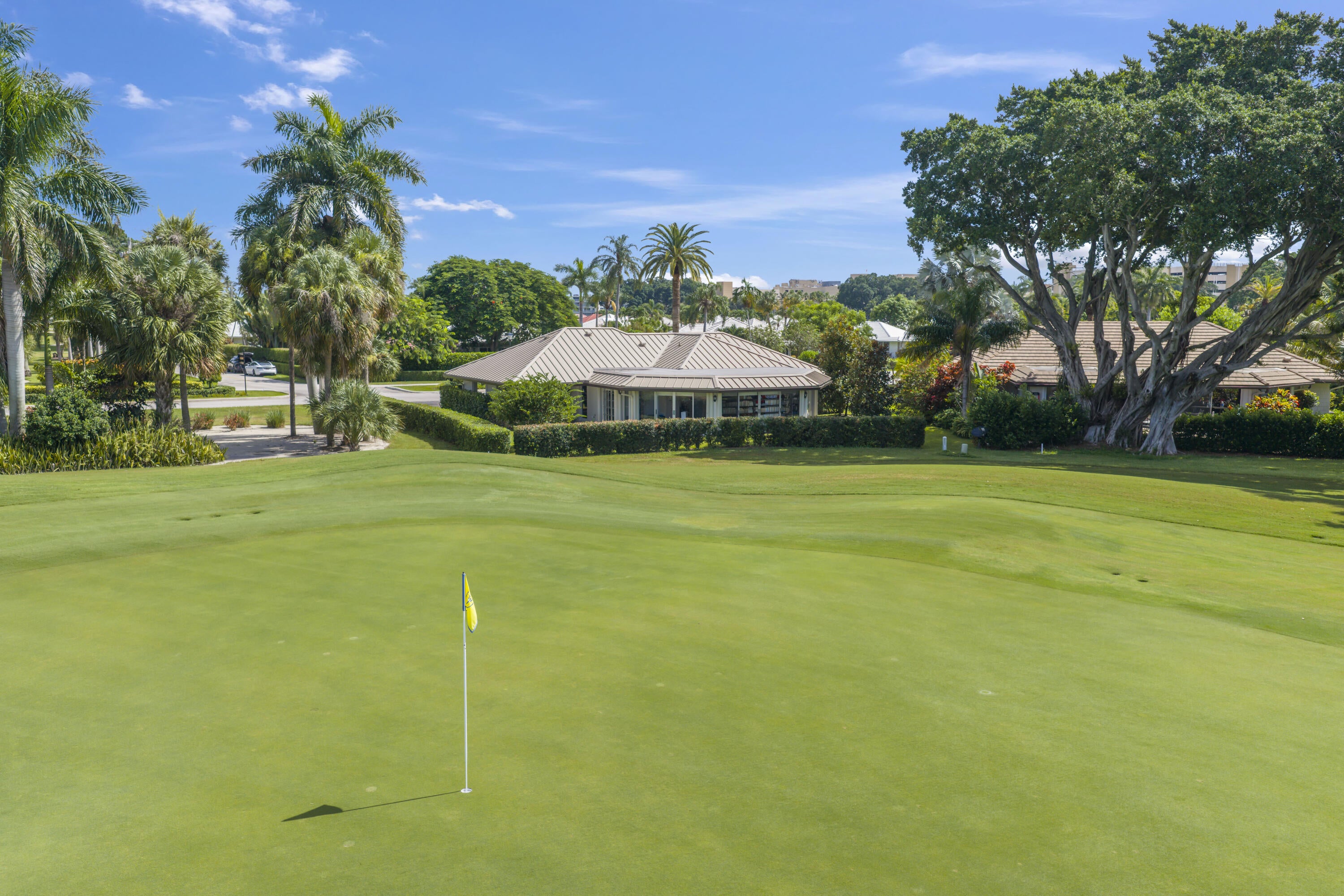 137 Clubhouse Boulevard