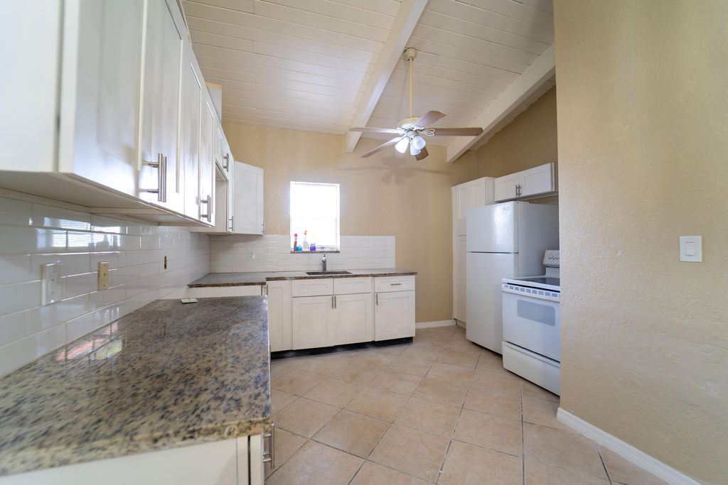 Photo of 2424 Ware Drive, West Palm Beach, FL 33409 (MLS # R10968375)