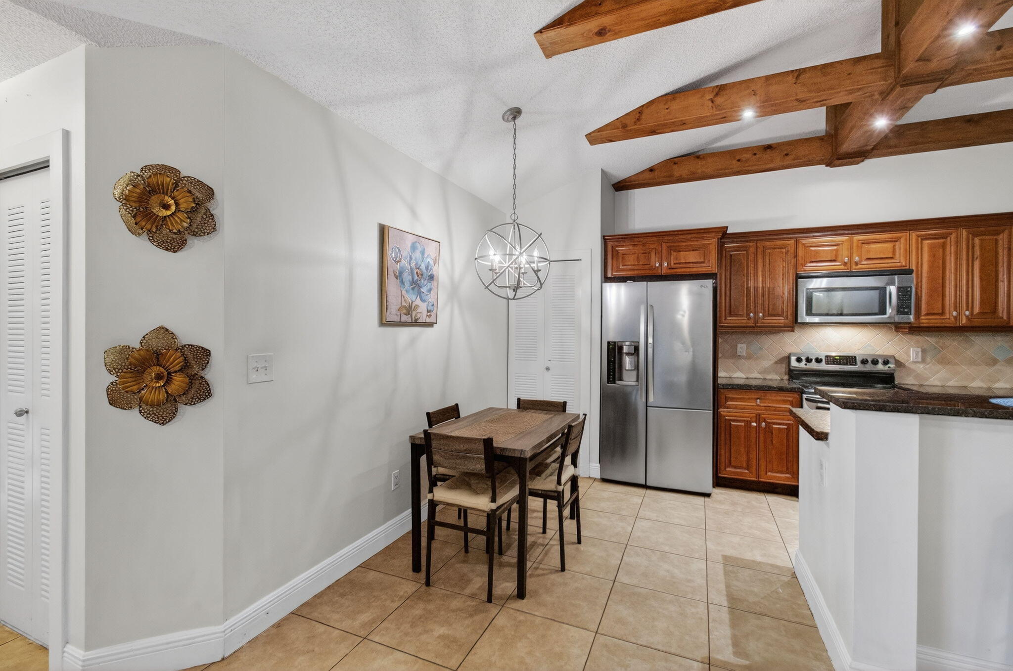 SUMMIT PINES UNIT 3 - Residential