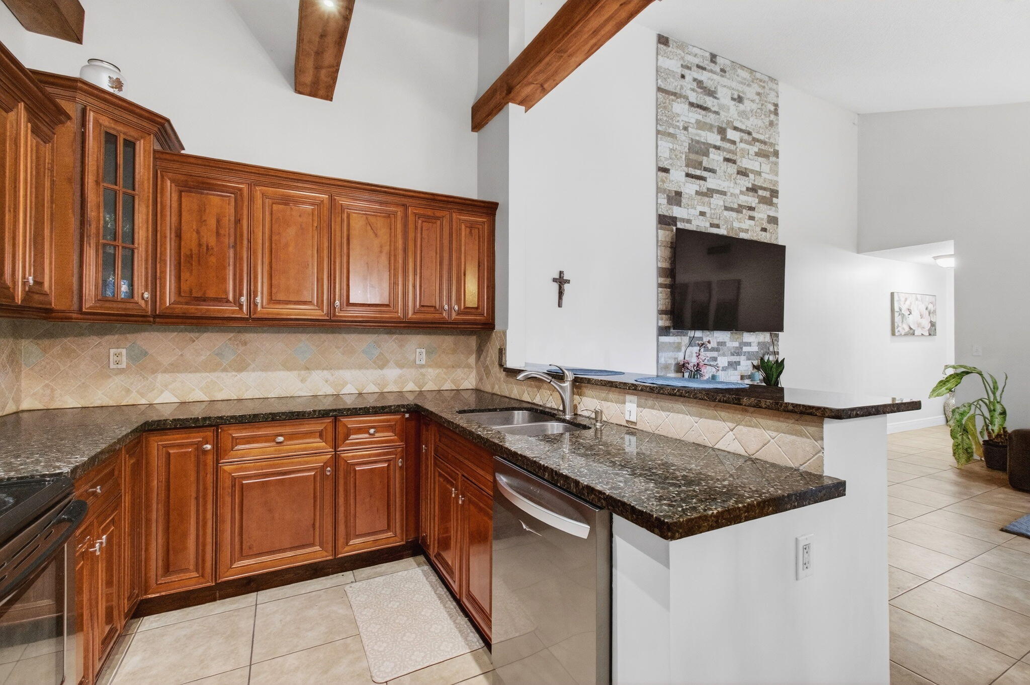 SUMMIT PINES UNIT 3 - Residential