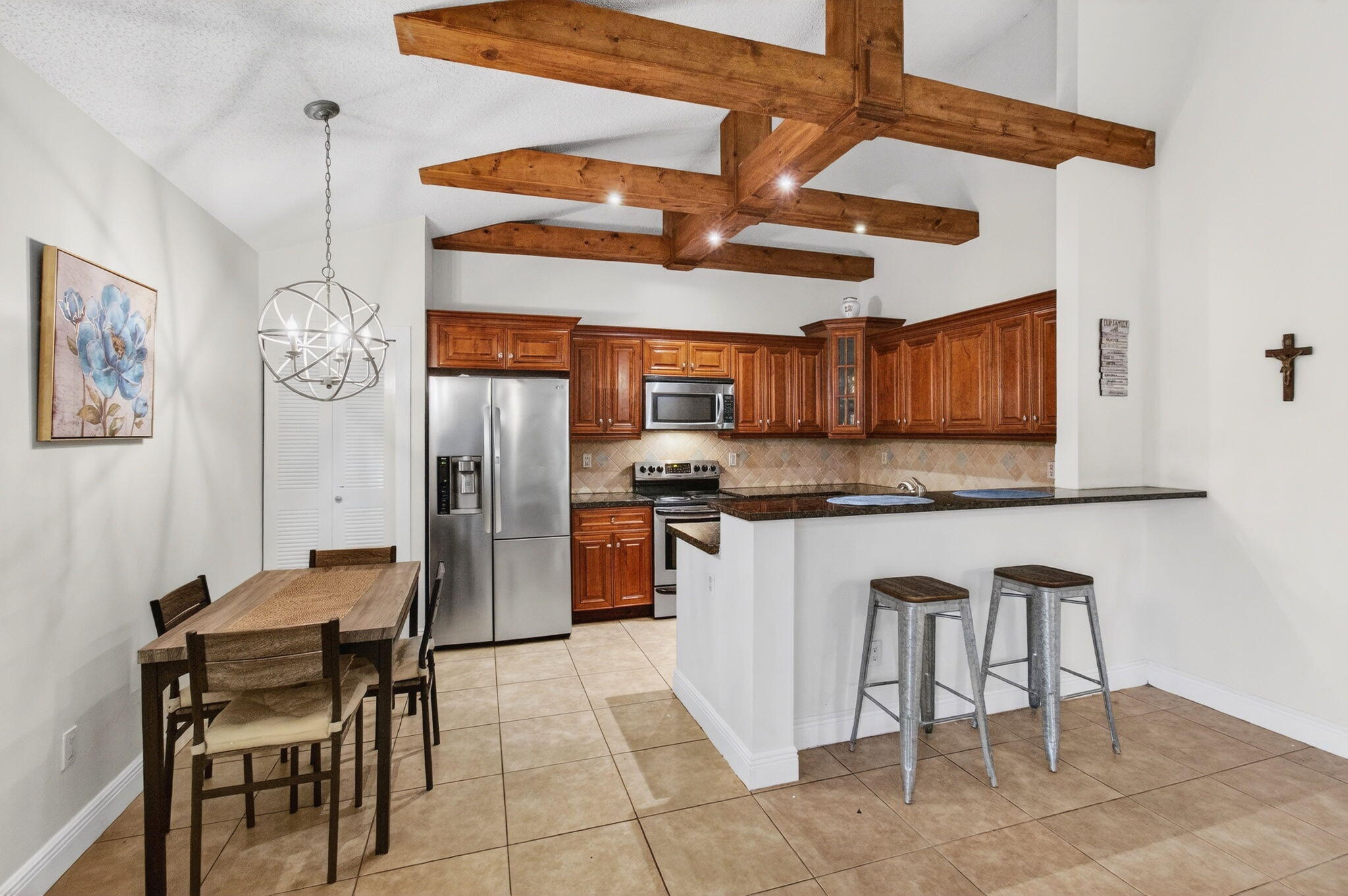 SUMMIT PINES UNIT 3 - Residential