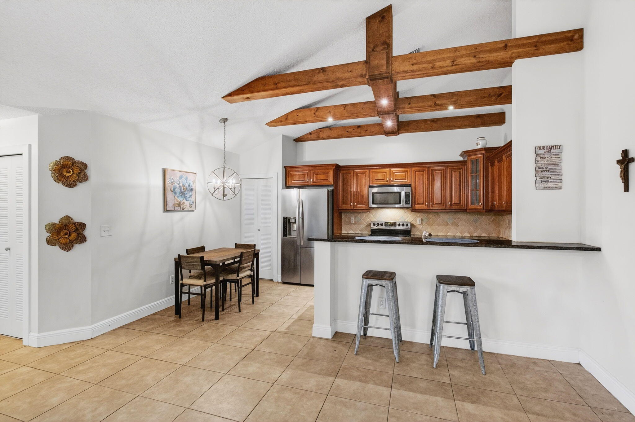 SUMMIT PINES UNIT 3 - Residential