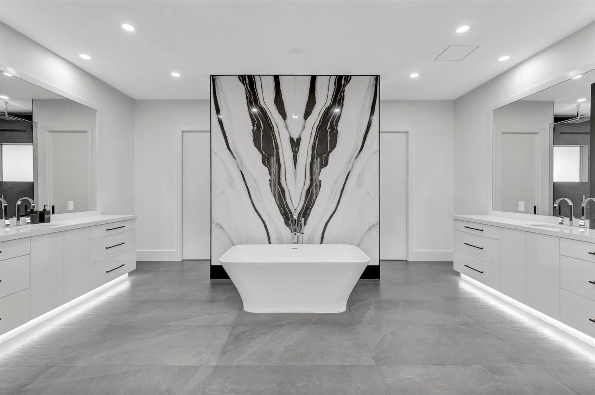 ST ANDREWS COUNTRY CLUB 5 - Residential