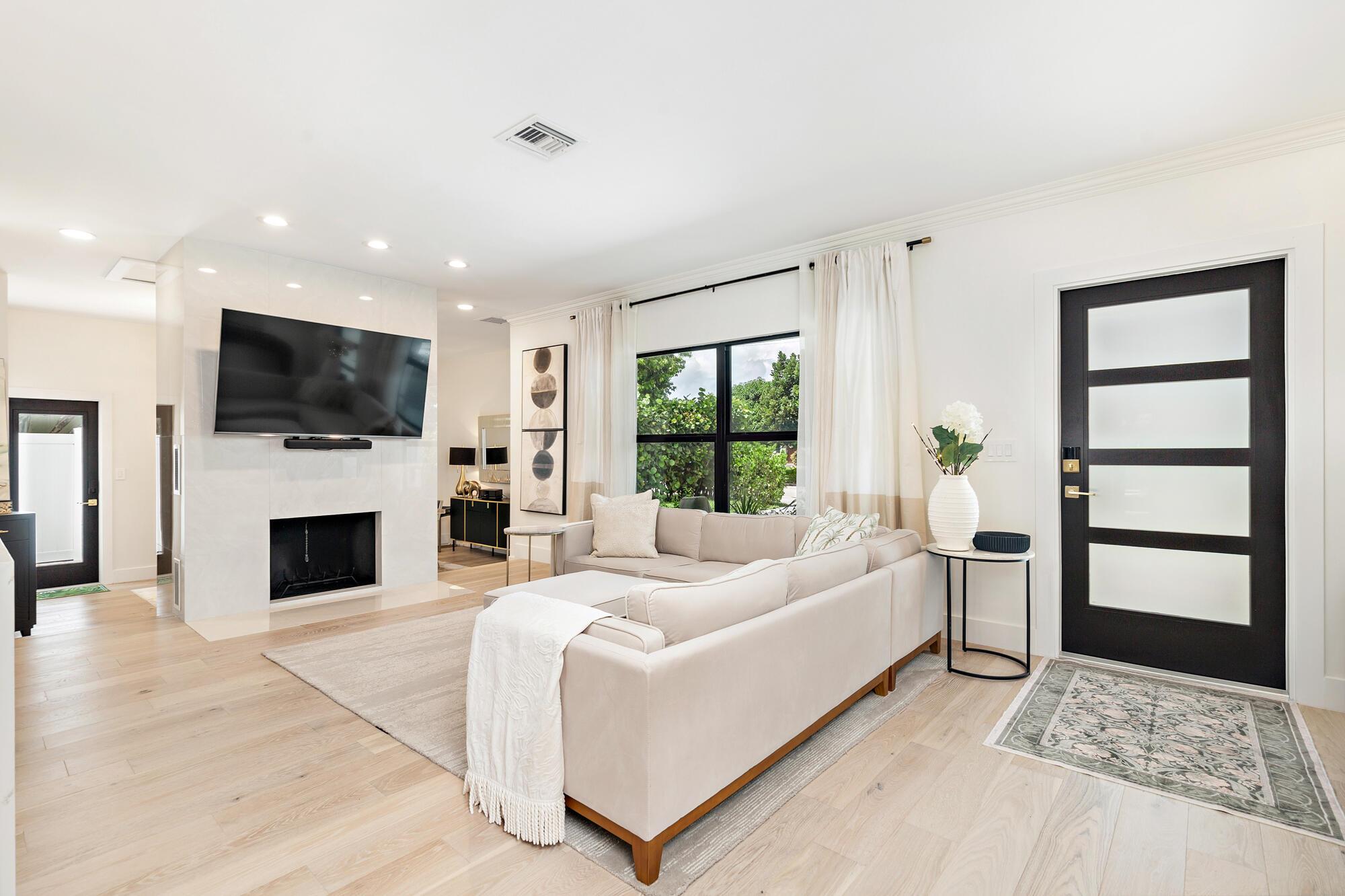 340 Ellamar Road