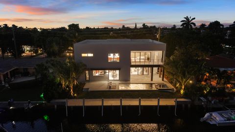 Tiny photo for 2360 NE 49th Street, Lighthouse Point, FL 33064 (MLS # B26032757)