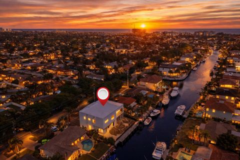 Tiny photo for 2360 NE 49th Street, Lighthouse Point, FL 33064 (MLS # B26032757)