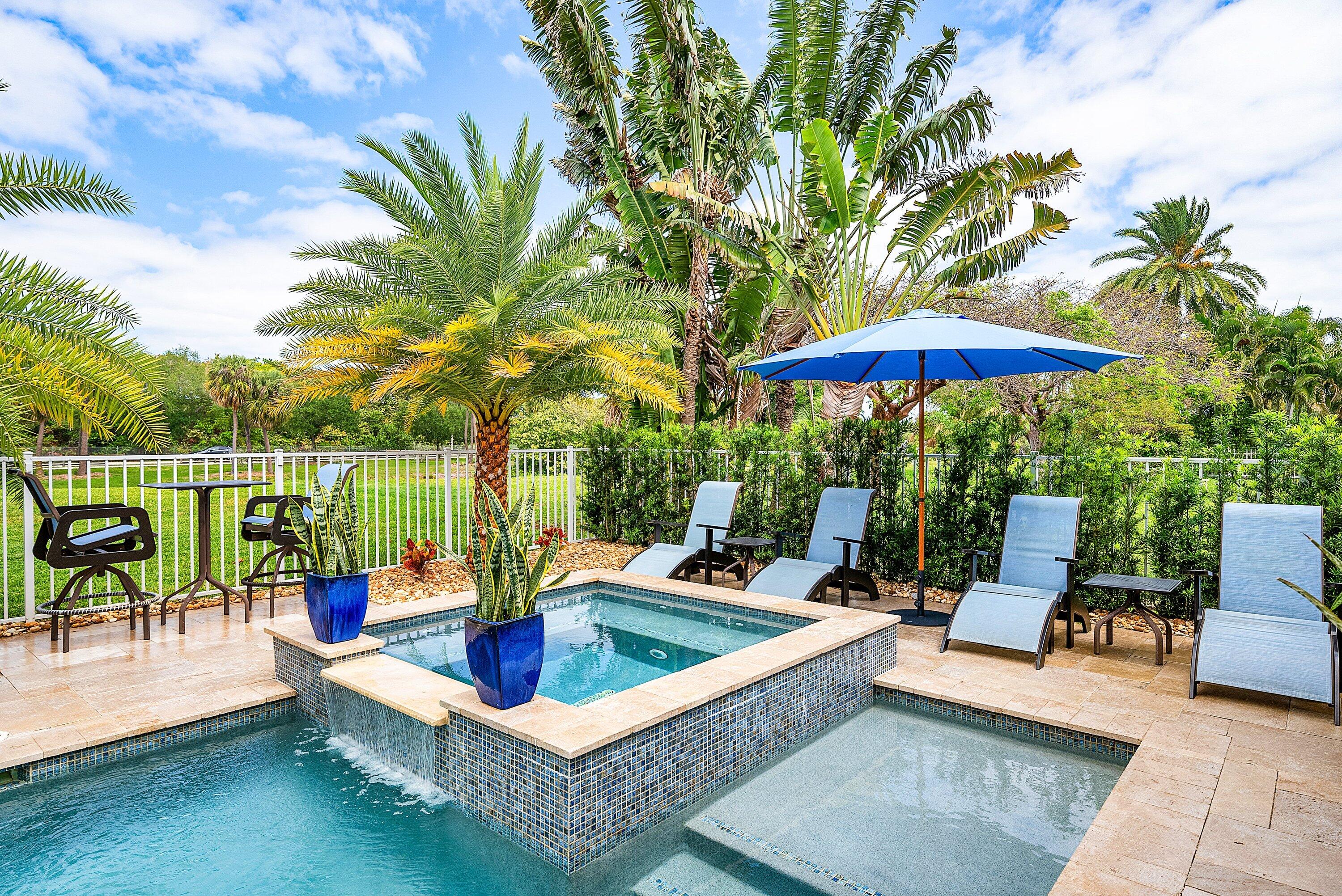 DELRAY LAKES - Residential Lease