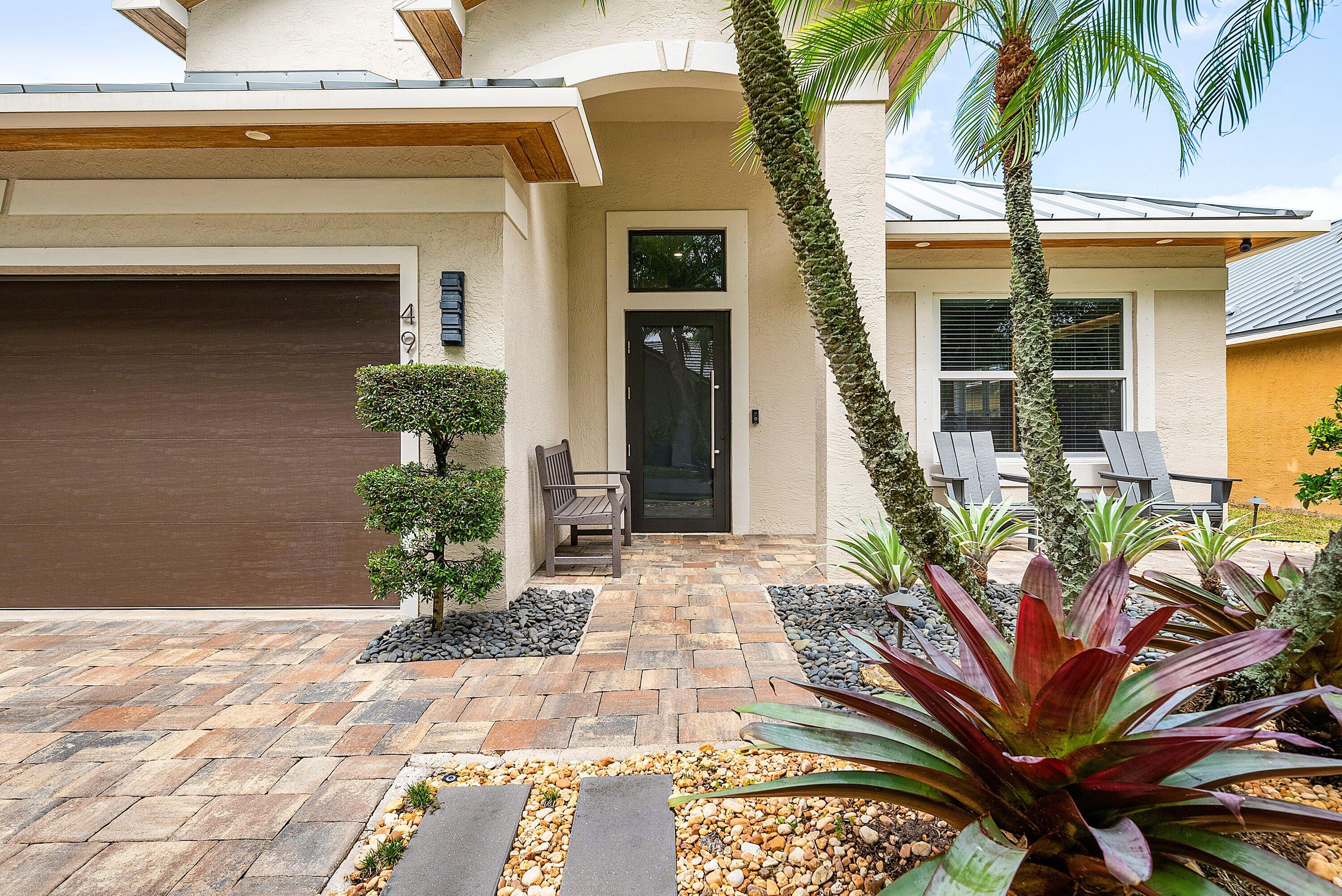 DELRAY LAKES - Residential Lease