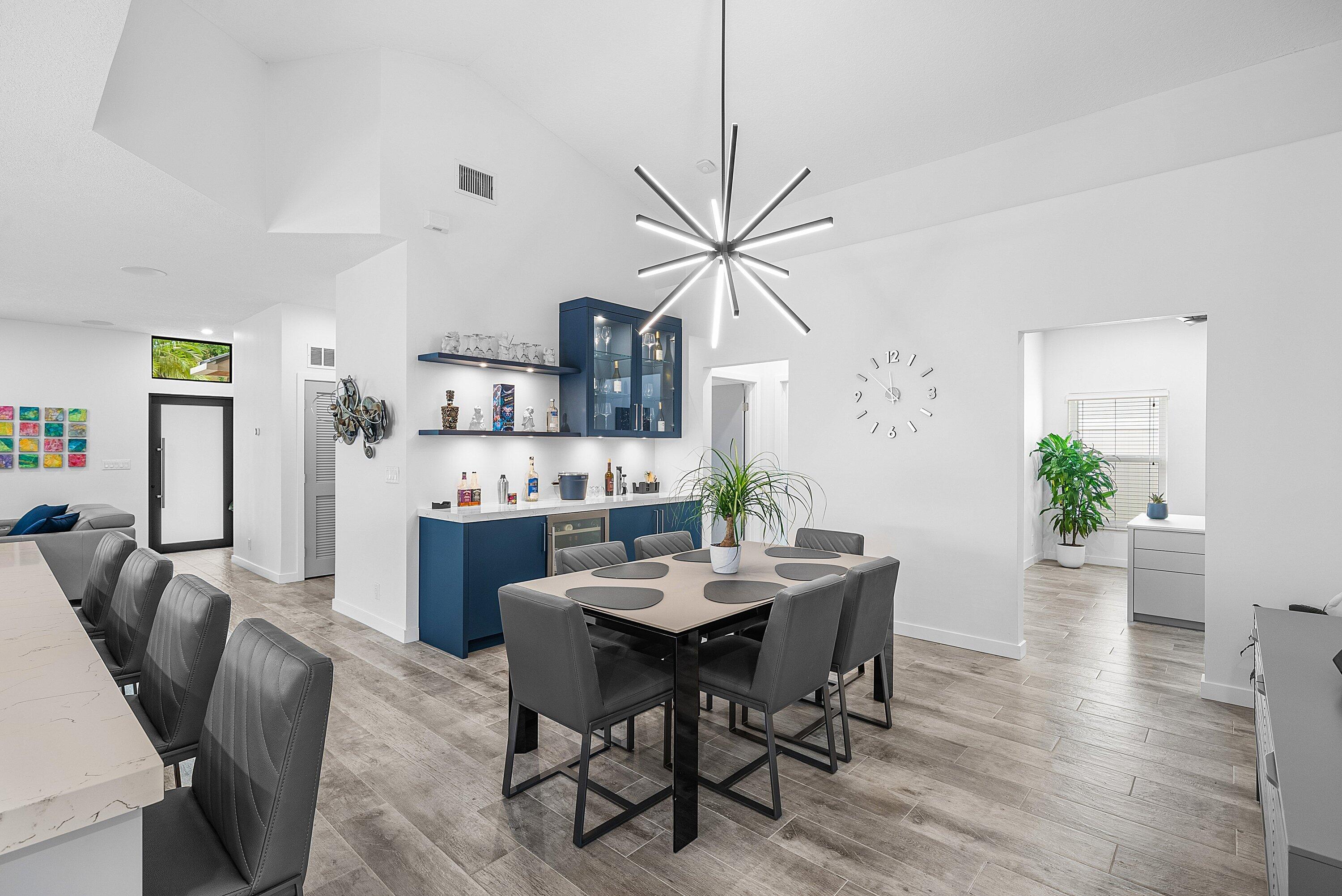 DELRAY LAKES - Residential Lease