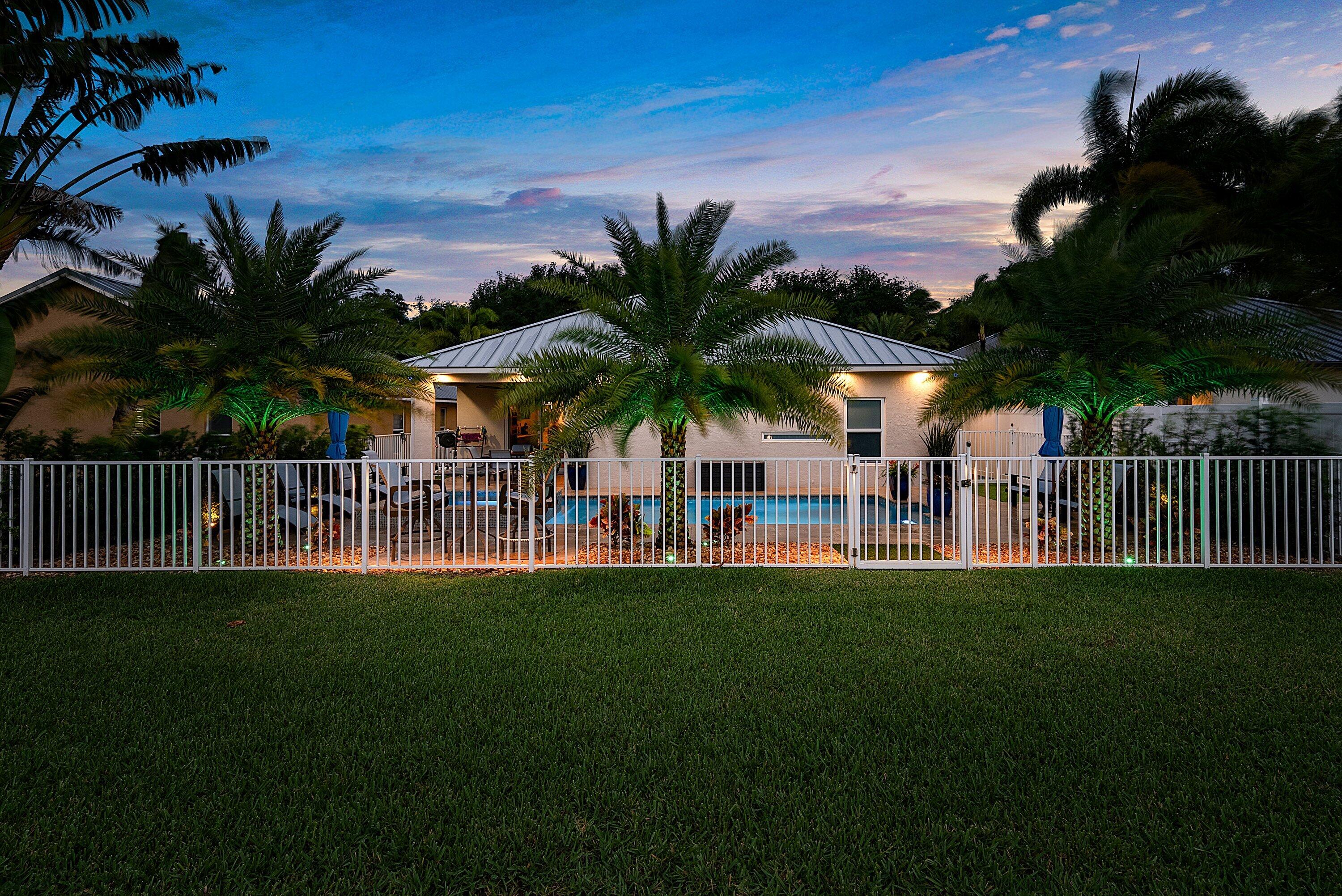 DELRAY LAKES - Residential Lease