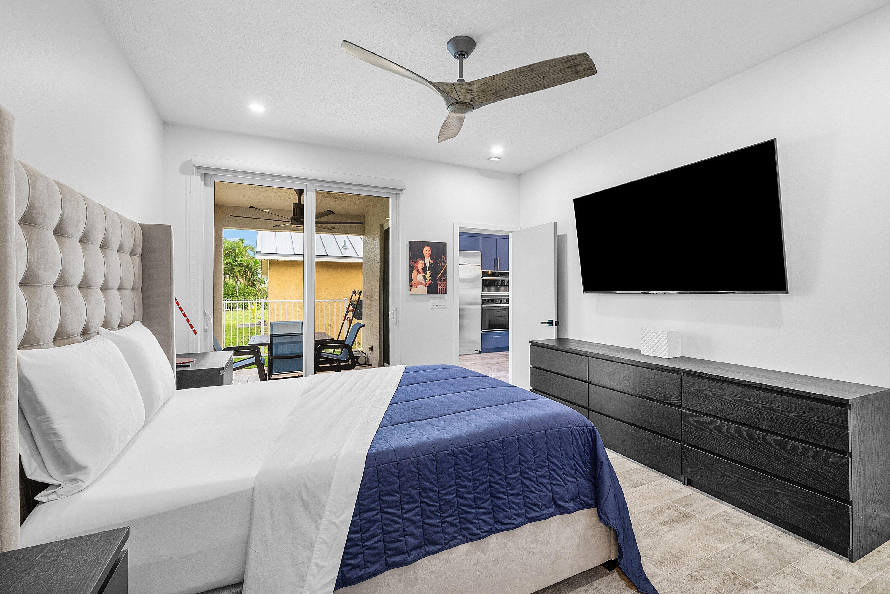 DELRAY LAKES - Residential Lease