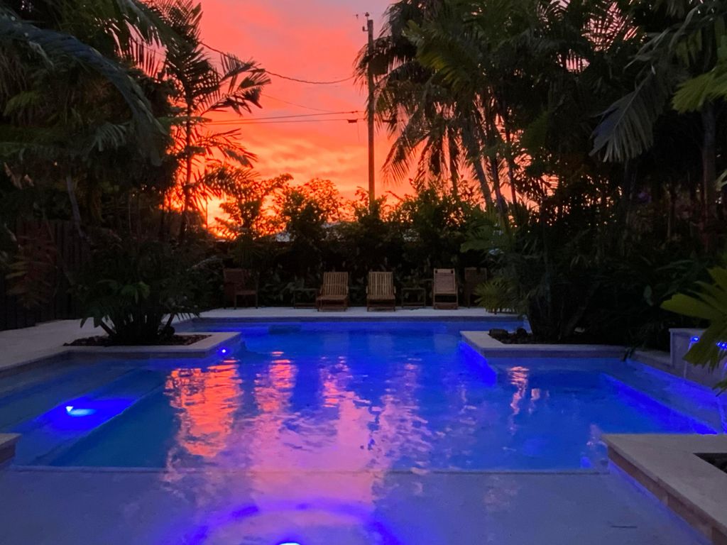 Photo of 634 SE 3rd Avenue, Delray Beach, FL 33483 (MLS # B26003529)