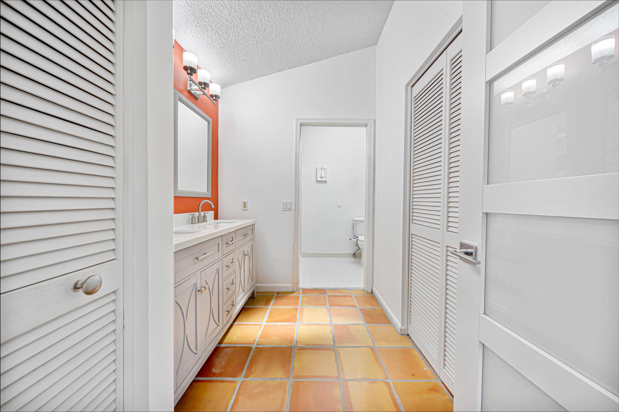 Lakeridge, SAWGRASS LAKES - Residential