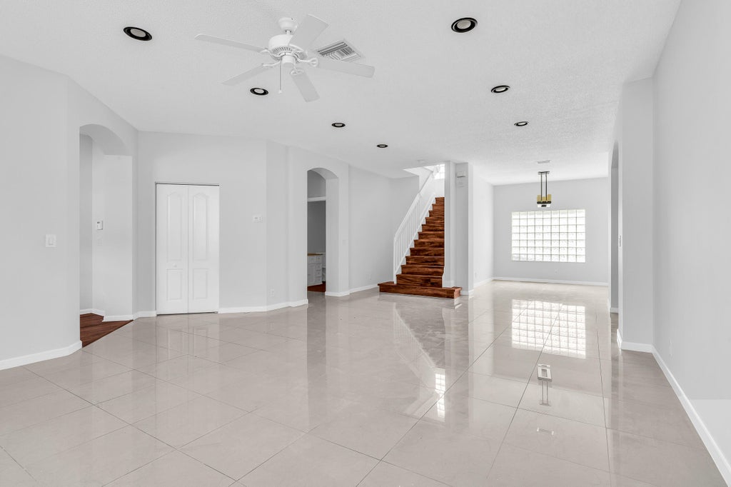 Photo of 264 Kensington Way, Royal Palm Beach, FL 33414 (MLS # R10976694)