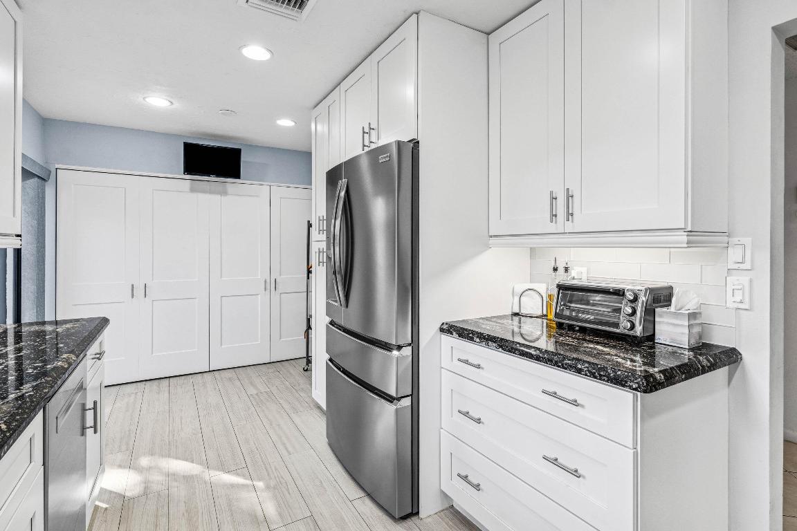 GLADES OF BOCA LAGO CONDO - Residential