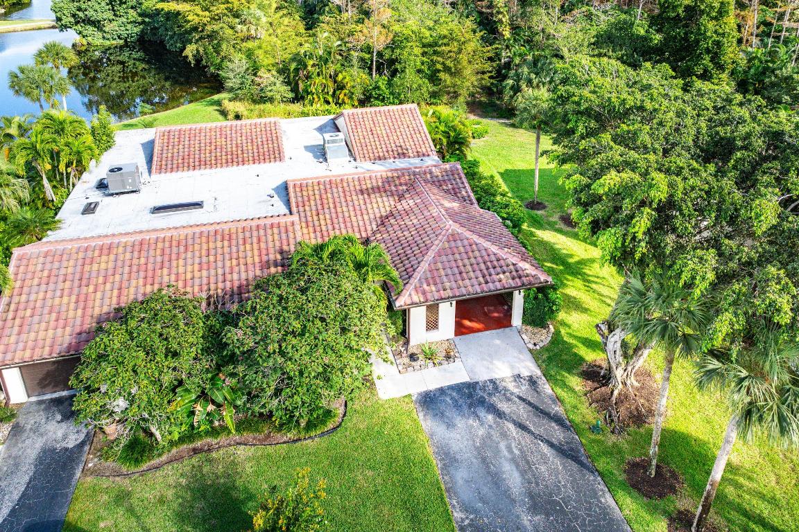 GLADES OF BOCA LAGO CONDO - Residential