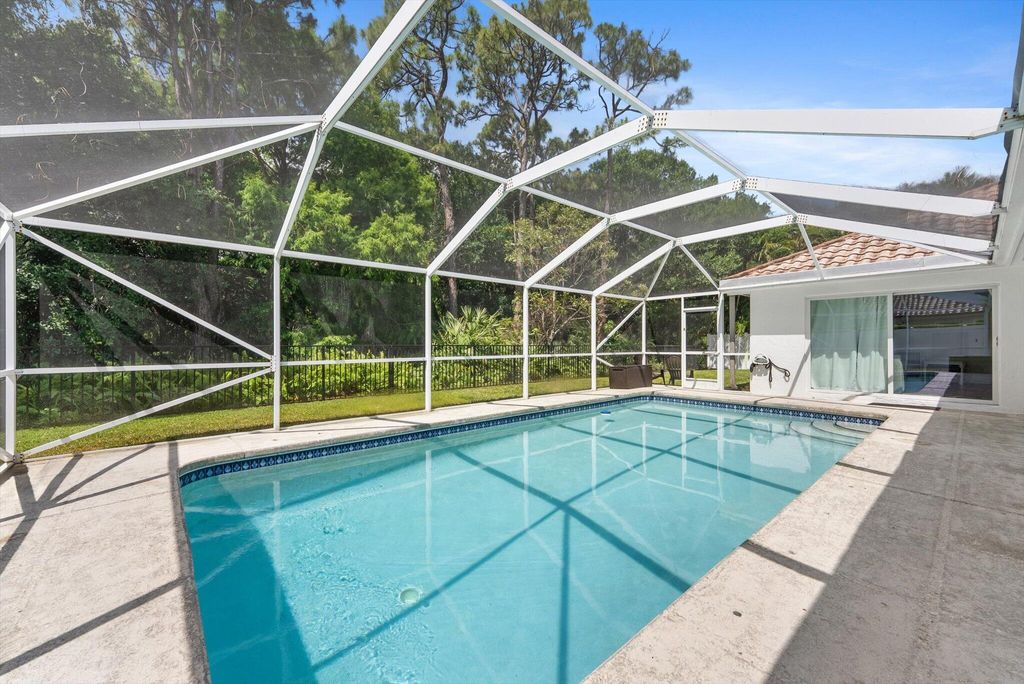 Photo of 6454 Winding Lake Drive, Jupiter, FL 33458 (MLS # R11087197)