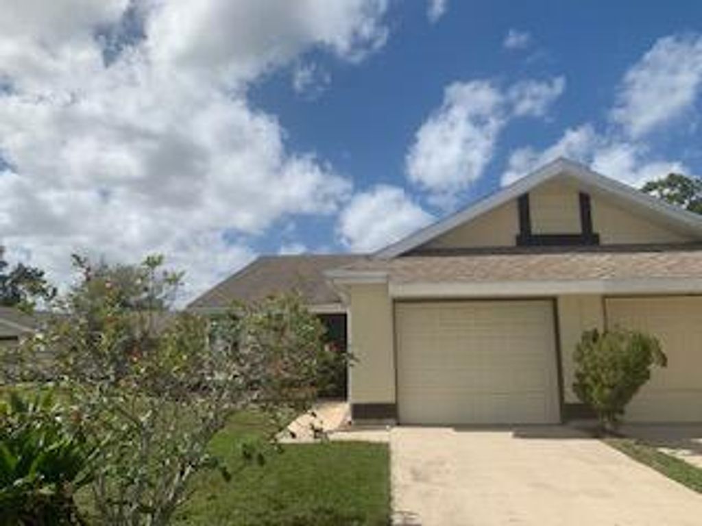 Photo of 1756 SE Linpark Court, Port Saint Lucie, FL 34952 (MLS # R10778240)