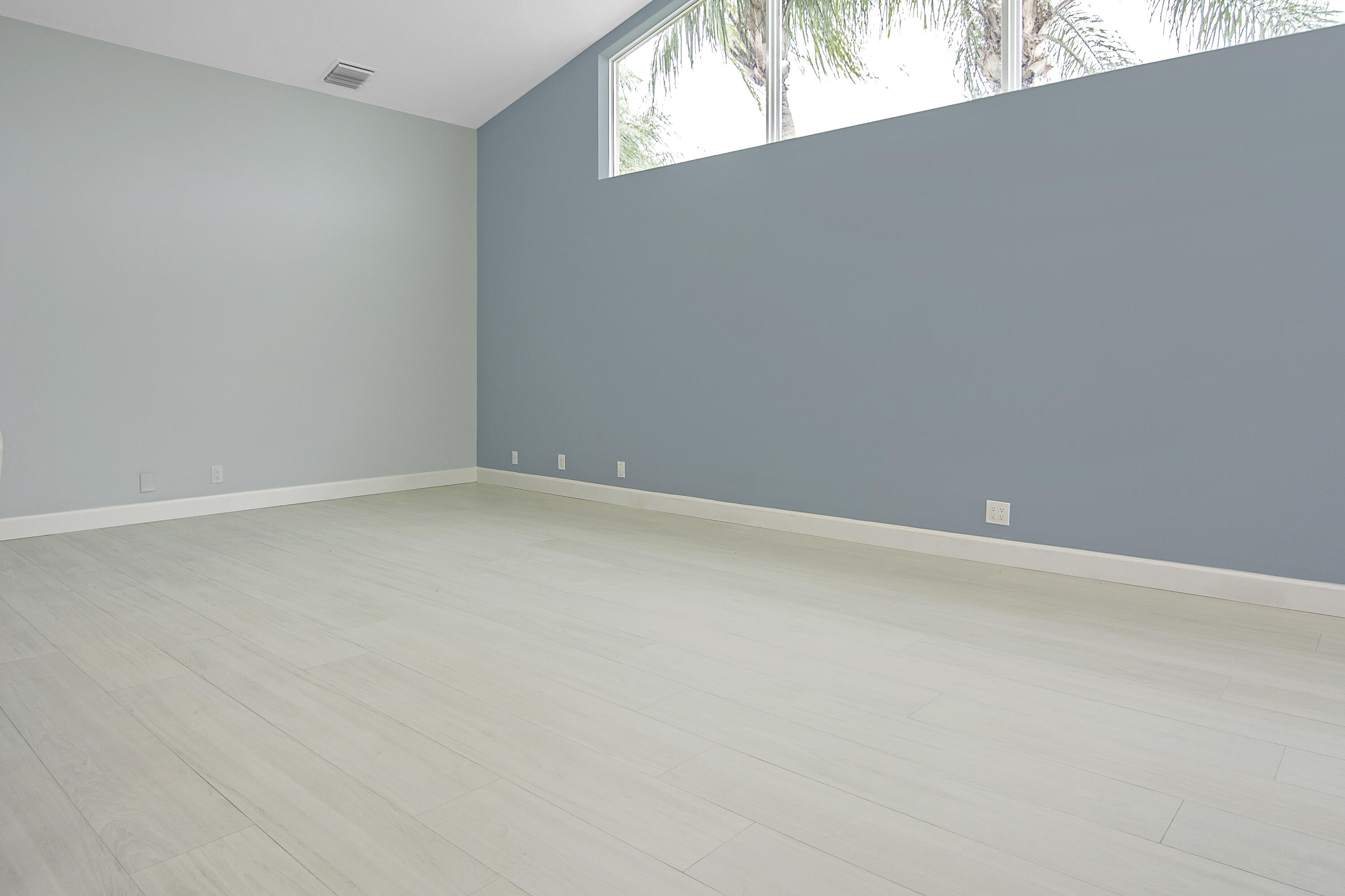 PGA RESORT COMMUNITY OF HEATHER RUN - Residential