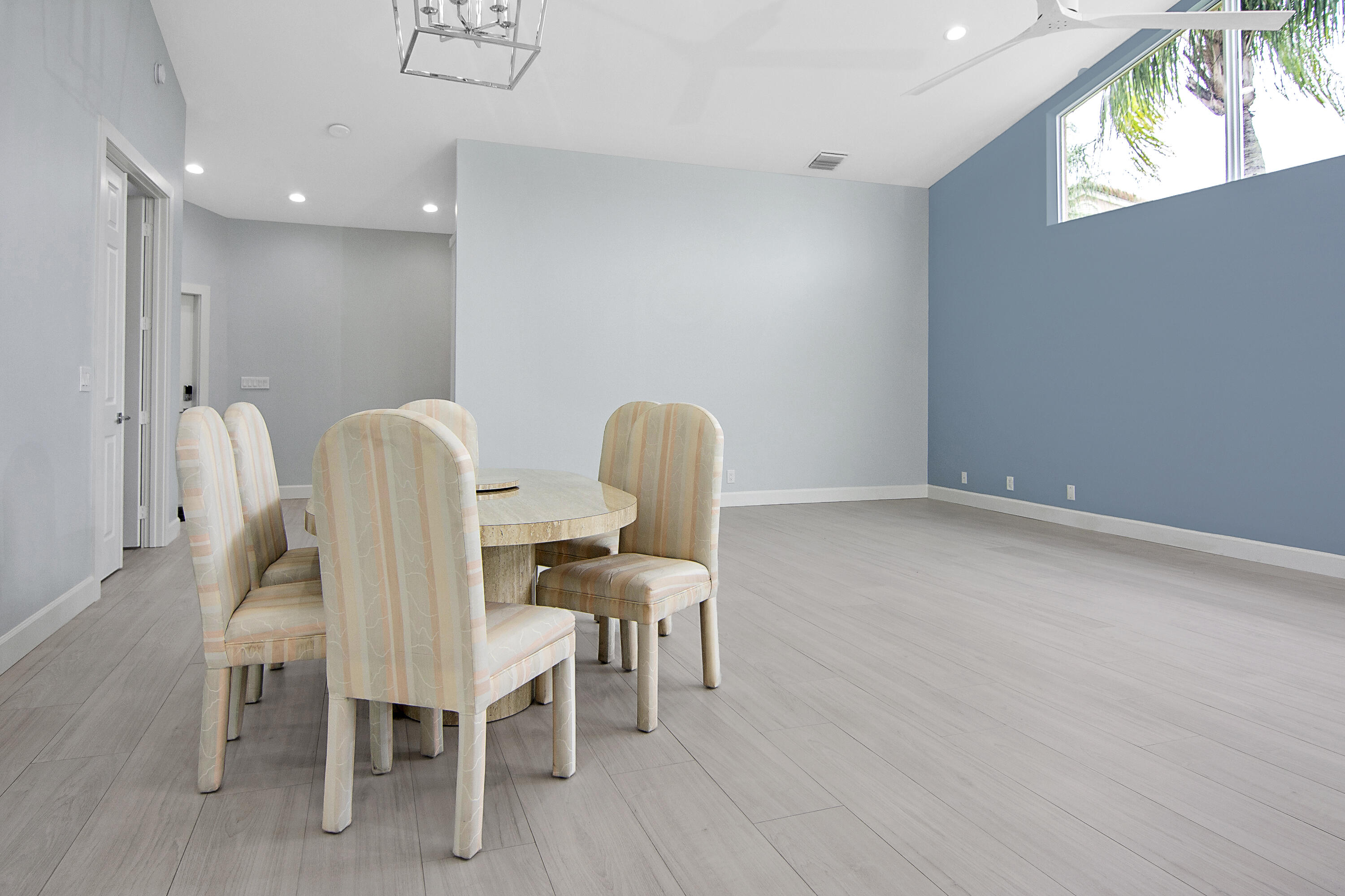 PGA RESORT COMMUNITY OF HEATHER RUN - Residential