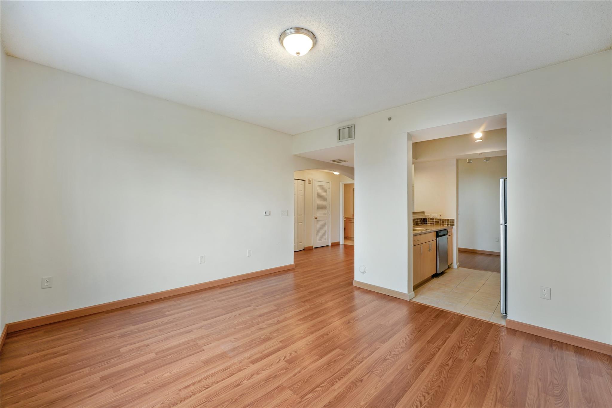 533 NE 3rd Ave 506