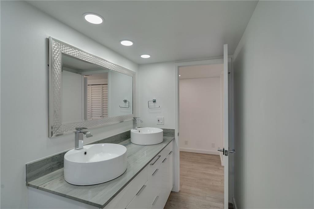 The Olmpus - Residential