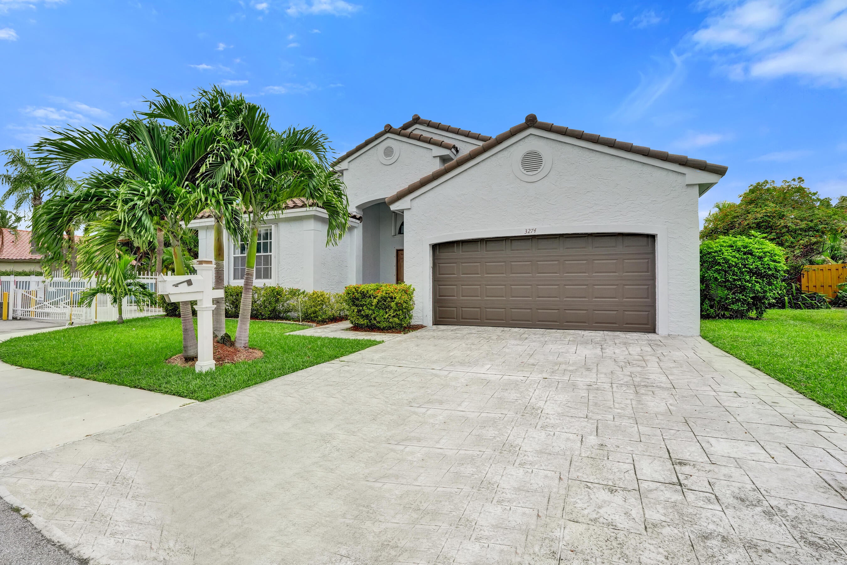 3274 NW 22ND Avenue
