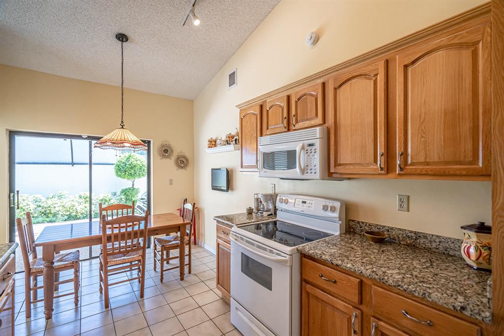 PRADERA PH 2 - Residential